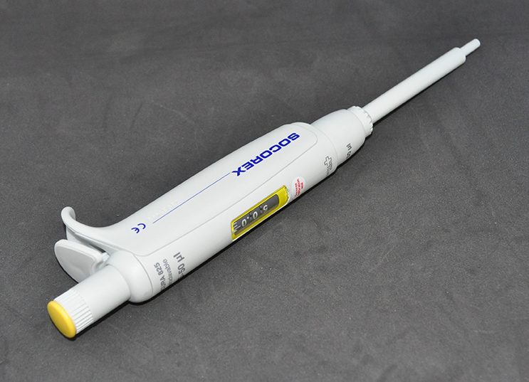 photo Adjustable micropipette 5/50 µl